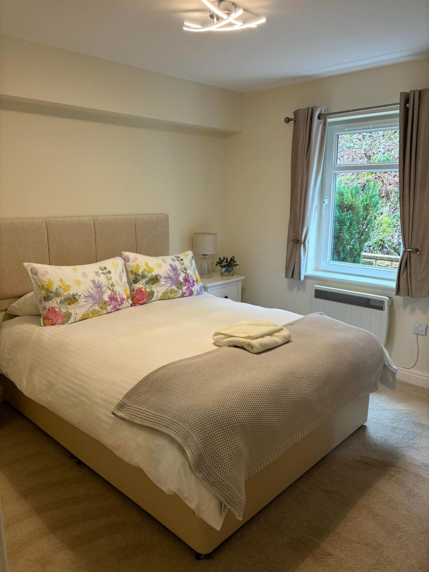 Conaglen, Glenloch View, Fort William 2-Bedroom Loch Side Flat 外观 照片